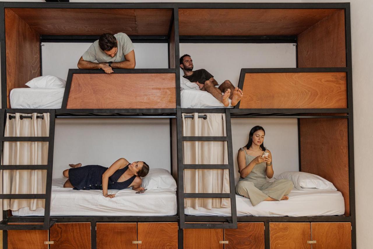 Bed in 4-Bed Mixed Dormitory Room